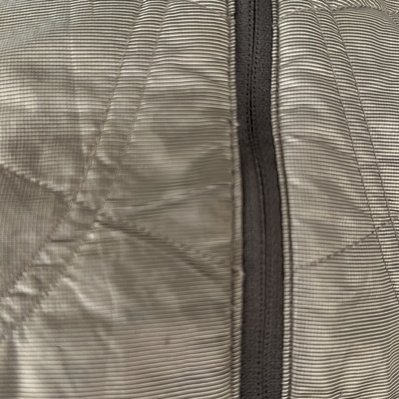 Columbia Women’s Gray Lightweight Omni Heat Winter Jacket Size Small - Picture 8 of 8